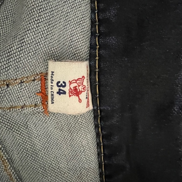 True Religion Jeans Purchased in Vegas brought back to Edmonton, Canada. - Picture 8 of 8